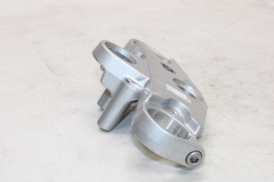 97-07 YAMAHA YZF600R OEM FORKS UPPER TRIPLE TREE CLAMP
