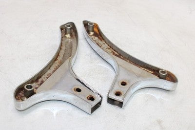 1999 YAMAHA ROAD STAR XV1600A OEM REAR PASSENGER FENDER GRAB RAIL PAIR