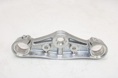 07-23 KAWASAKI VULCAN 900 VN900B CLASSIC OEM FORKS UPPER TRIPLE TREE CLAMP