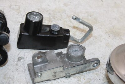 15-18 YAMAHA SR400 OEM IGNITION LOCK KEY SET W/ GAS CAP AND SEAT LOCK