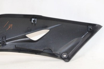 2018 YAMAHA XMAX CZD300A OEM RIGHT LOWER BOTTOM BELLY SIDE FAIRING COWL