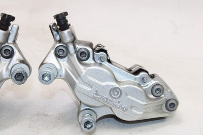 2006 VICTORY HAMMER OEM RIGHT LEFT FRONT BRAKE CALIPER SET PAIR CALIPERS