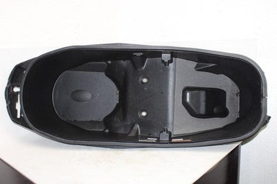 2018 YAMAHA XMAX CZD300 OEM SEAT LUGGAGE COMPARTMENT COWL