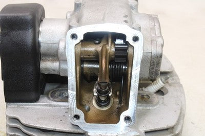 2000 DUCATI MONSTER 750 OEM REAR ENGINE TOP END CYLINDER HEAD