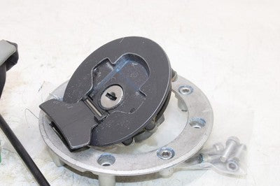 01-02 SUZUKI GSXR 1000 OEM IGNITION LOCK SET W/ GAS CAP SEAT LOCK !no Key!