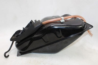 2018 YAMAHA XMAX CZD300A OEM GAS FUEL TANK CELL PETROL RESERVOIR