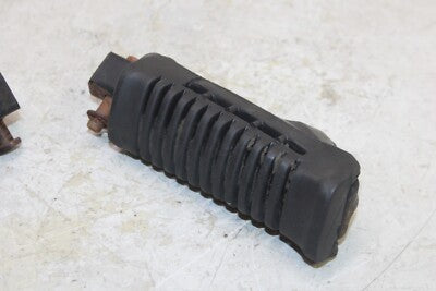 1993 SUZUKI GS500E OEM REAR BACK PASSENGER PEG SET PAIR