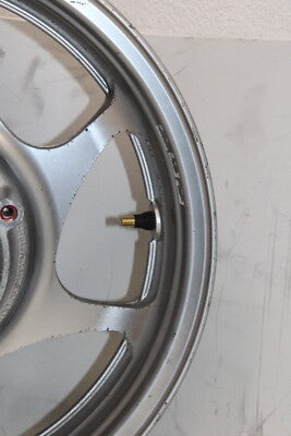 2004 KAWASAKI VULCAN 2000 VN2000A OEM FRONT WHEEL RIM