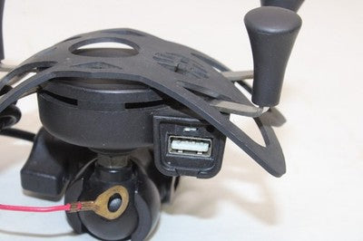 2016 YAMAHA YZF R3 PHONE MOUNT W USB OUTLET