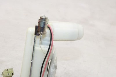 07-14 KAWASAKI VERSYS 650 KLE650CF OEM FUEL PUMP GAS PETROL SENDER UNIT