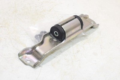 2016 KAWASAKI VERSYS 1000 KLZ1000BFA OEM FRONT GAS TANK BRACKET MOUNT