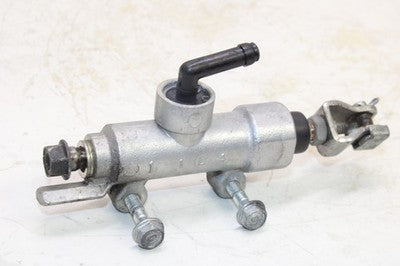 02-04 HONDA VTX1800C OEM REAR BACK BRAKE MASTER CYLINDER