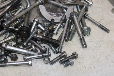 06-09 SUZUKI GSXR 750 OEM ENGINE MOUNTING BOLTS HARDWARE MOTOR SCREWS