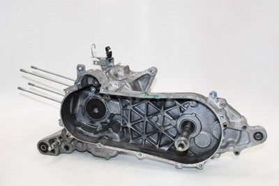 2010 HONDA ELITE 110 NHX110 OEM ENGINE MOTOR CRANKCASE CRANK CASES BLOCK