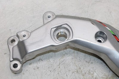 09-16 APRILIA DORSODURO 750 OEM RIGHT FRAME SIDE COVER COWL BRACKET