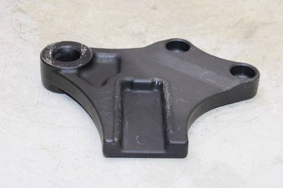 2009 KAWASAKI VULCAN 900 VN900D CLASSIC LT OEM REAR BRAKE CALIPER MOUNT BRACKET