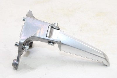 2018 YAMAHA XMAX CZD300A OEM RIGHT REAR BACK PASSENGER PEG