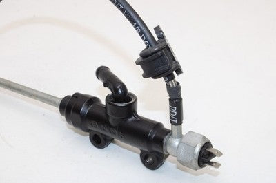 1997 TRIUMPH TROPHY 900 OEM REAR BACK BRAKE MASTER CYLINDER W BRAKE LINE