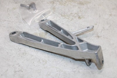 05-23 HONDA CBR600RR OEM RIGHT REAR BACK PASSENGER PEG