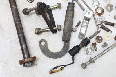 1980 YAMAHA XT250 OEM ENGINE MIX MOUNTING BOLTS HARDWARE MOTOR SCREWS