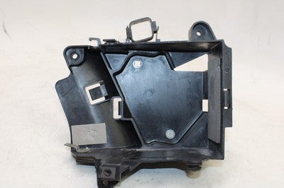 98-05 YAMAHA V STAR 650 XVS650A CLASSIC OEM BATTERY TRAY BOX HOLDER