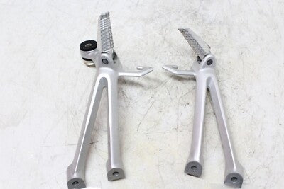 2008 SUZUKI GSXR 750 OEM REAR BACK PASSENGER PEG SET PAIR