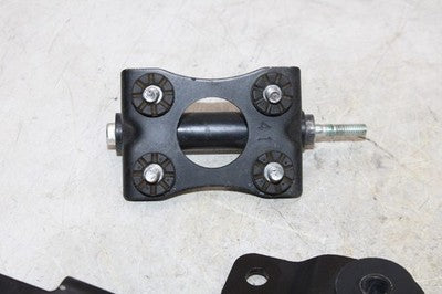 06-07 SUZUKI GSXR 750 OEM MOUNTING BRACKETS MOUNTS SET