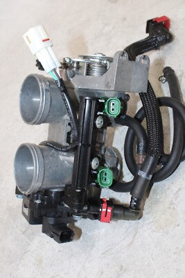 13-17 KAWASAKI NINJA 300 EX300B ABS OEM MAIN FUEL INJECTORS / THROTTLE BODIES