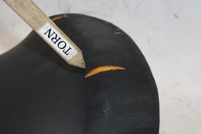 1992 SUZUKI KATANA 600 GSX600F OEM FRONT DRIVERS SEAT PAD SADDLE PILLION