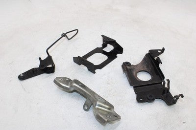 10-22 KAWASAKI VERSYS 650 KLE650CF OEM MOUNTING BRACKETS MOUNTS SET KIT