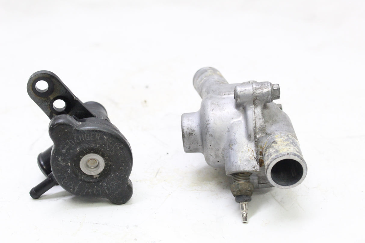 1992 KAWASAKI NINJA 600 ZX600 OEM THERMOSTAT HOUSING CAP SENSOR