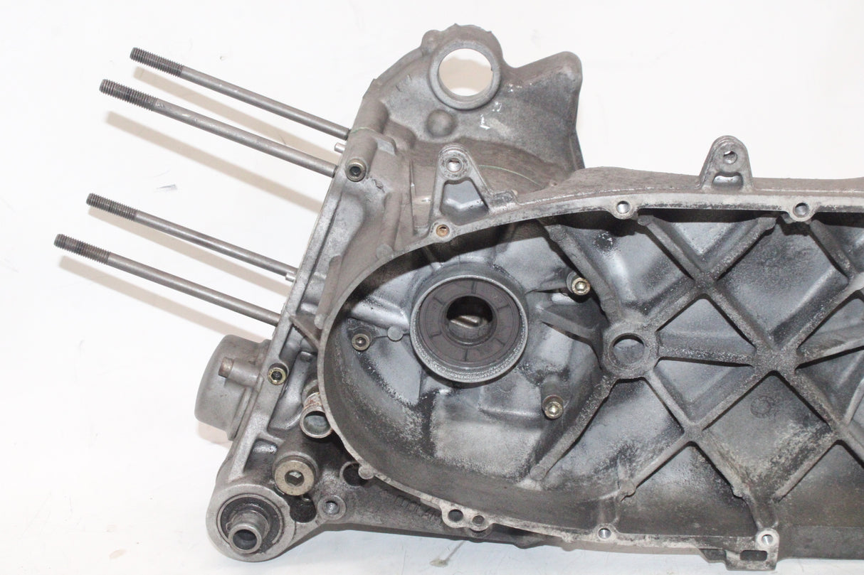2002 Aprilia Scarabeo 150 OEM ENGINE MOTOR CRANKCASE CRANK CASES BLOCK