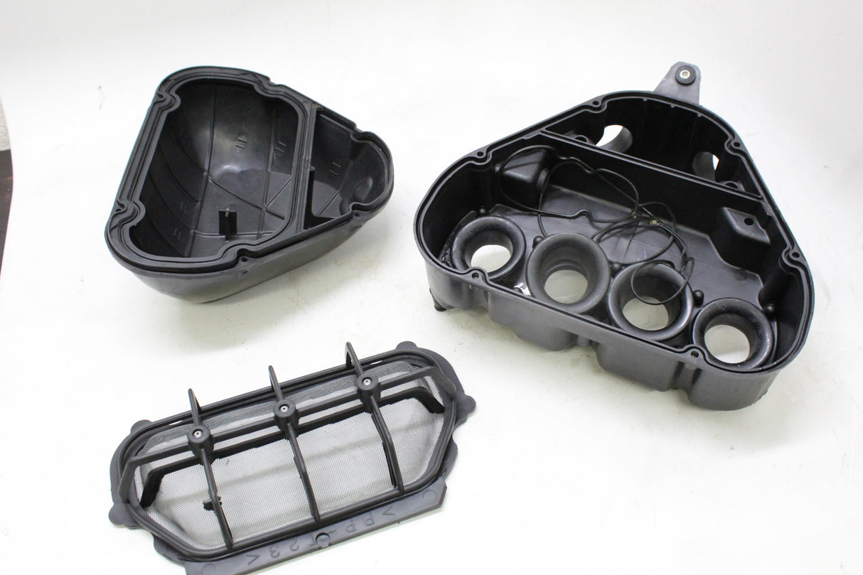 2005 Yamaha YZF R6 OEM AIRBOX AIR CLEANER FILTER BOX INTAKE HOUSING