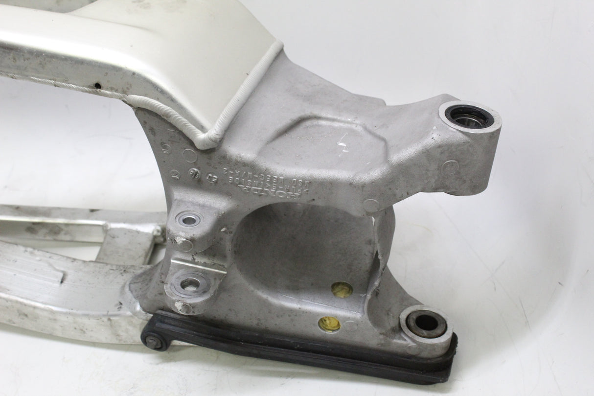 2006 Honda CBR600RR OEM REAR SWINGARM BACK SUSPENSION SWING ARM