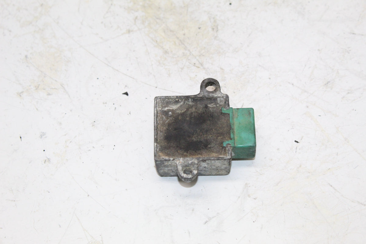 2002 Yamaha Zuma 50 YW50 OEM Voltage Regulator Rectifier