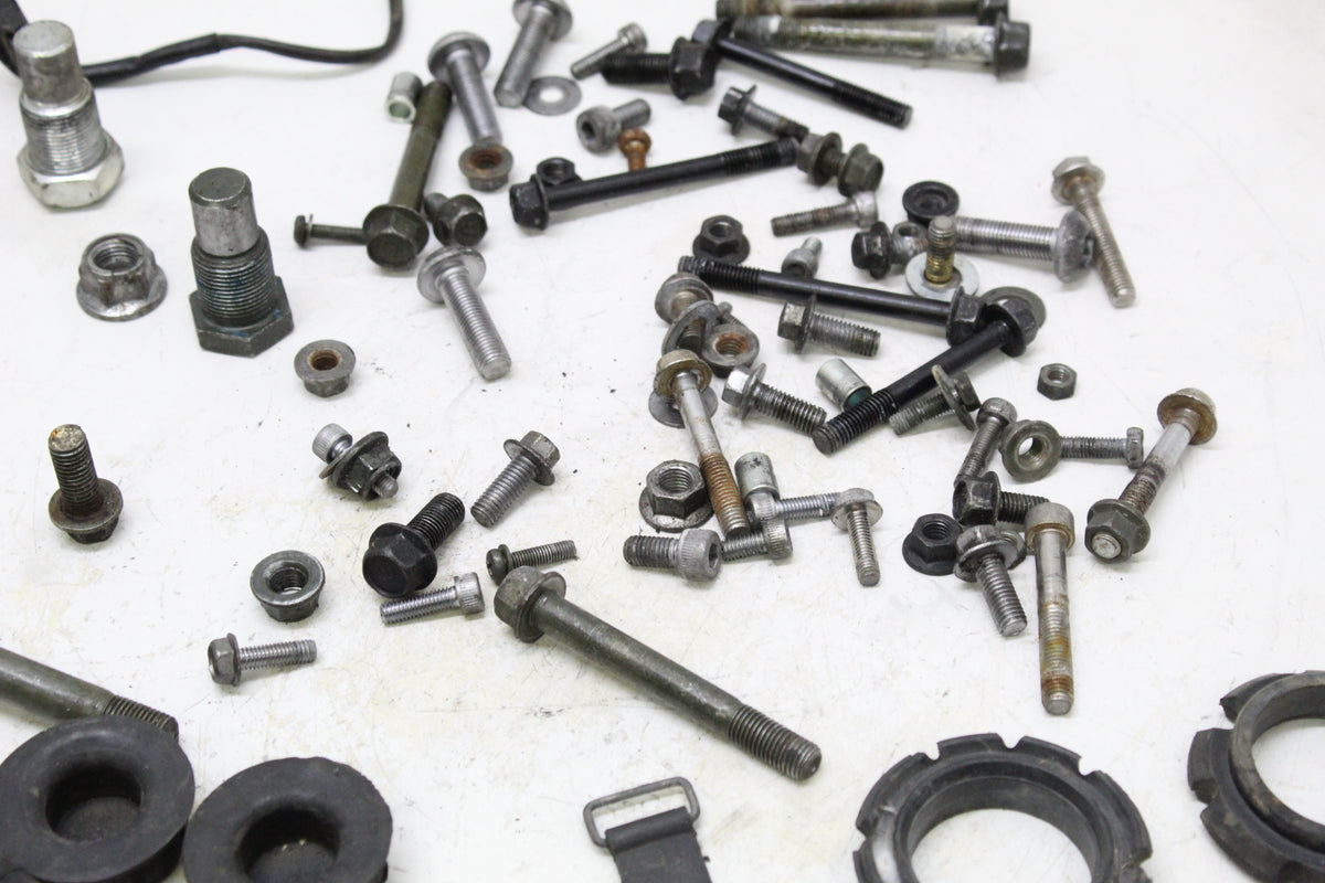 2007 YAMAHA XVS650 V STAR 650 MISC BOLT HARDWARE FASTENER SET