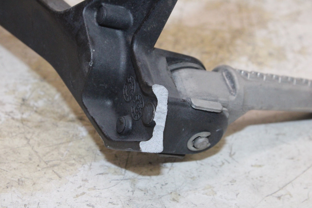 2018 KAWASAKI NINJA 400 OEM RIGHT REAR BACK PASSENGER PEG