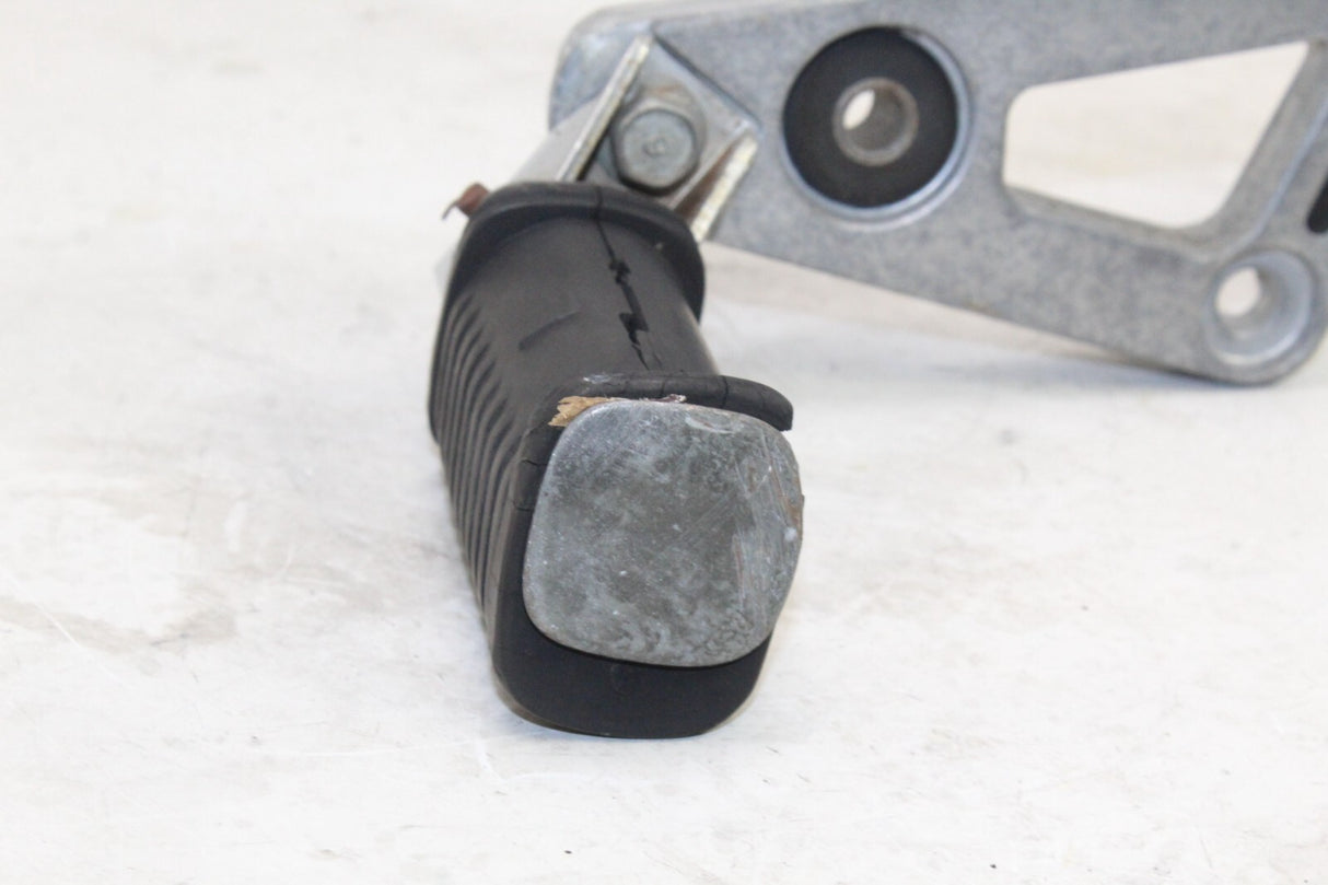 82-83 Yamaha Xj650 Rear Left Side Passenger Foot Peg OEM