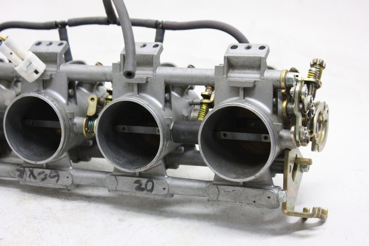 2002 Suzuki Gsxr 750 OEM Throttle Body Bodies
