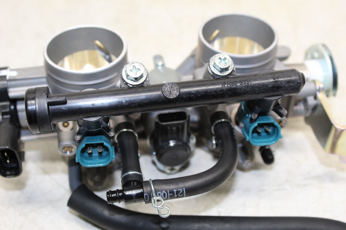 2022 YAMAHA MT-07 MTN690 MAIN FUEL INJECTORS / THROTTLE BODIES WITH FUEL LINE
