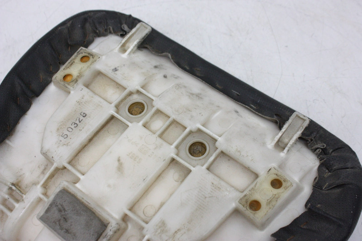 01 02 03 SUZUKI GSXR 600 GSXR 750 OEM SEAT FRONT SEAT DRIVER SEAT