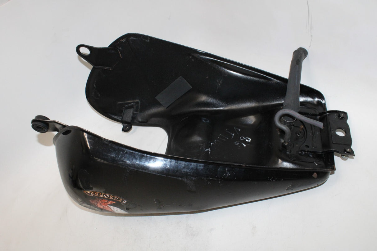 1986 Honda Vt1100c Gas Tank Fuel Petrol Reservoir