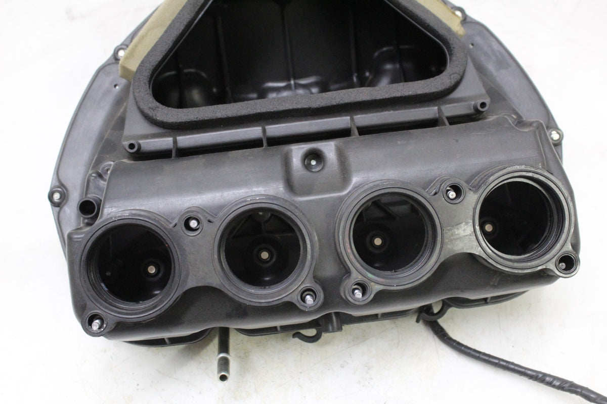 2006 - 2007 YAMAHA YZF R6 AIRBOX AIR INTAKE AIRBOX ASSEMBLY OEM