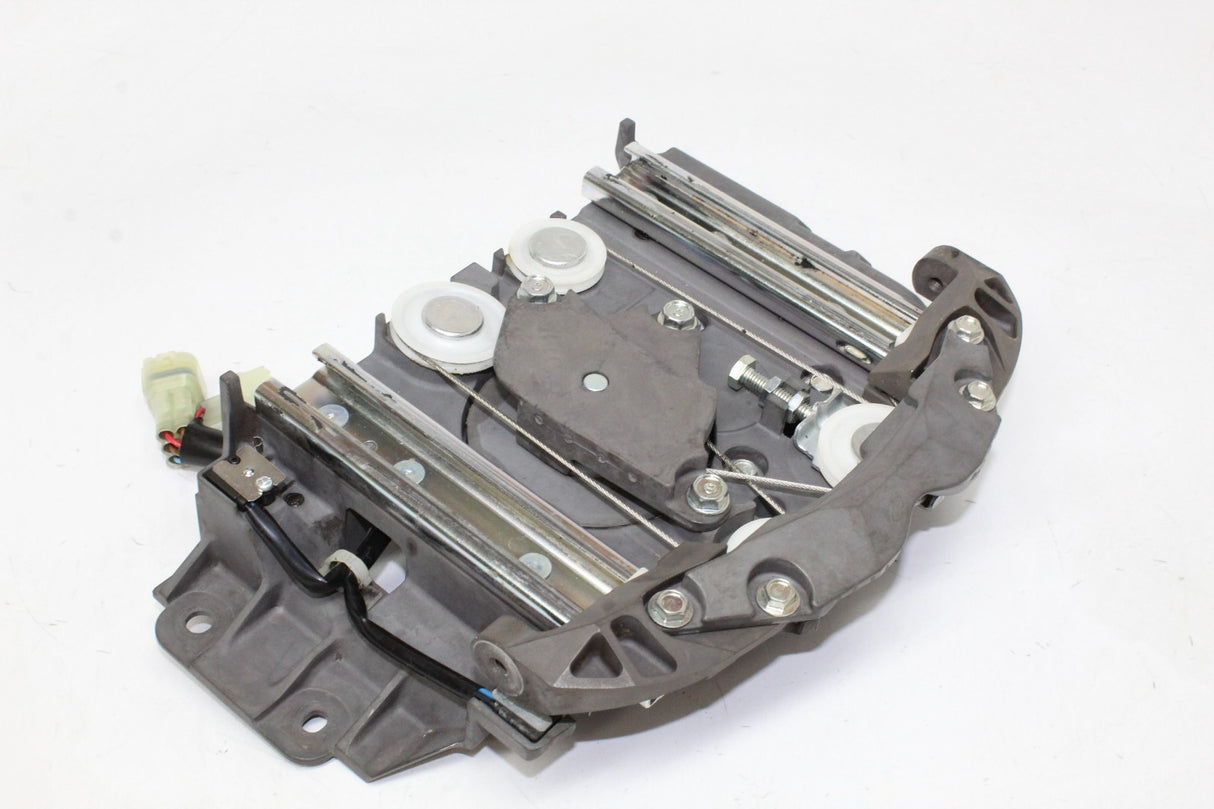 06-07 YAMAHA FJR1300 OEM WINDSHIELD WINDSCREEN MOTOR ADJUSTER ASSEMBLY