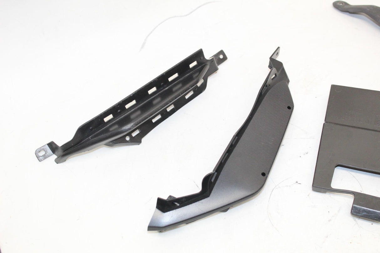 2019 Yamaha YZF R3 INNER FAIRING COWL TRIM COVER PANEL KIT