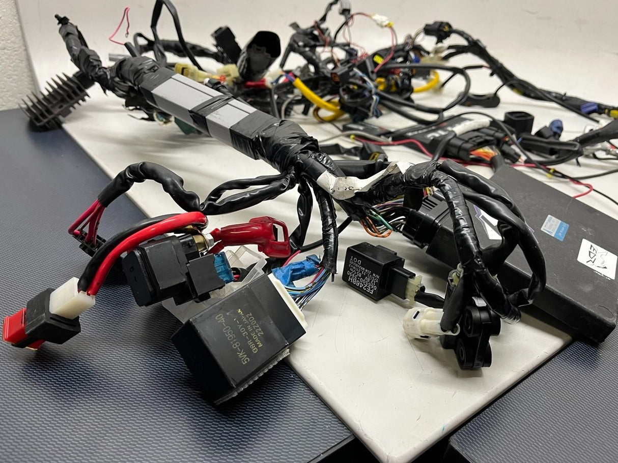 2011 Yamaha YZF R6 MAIN ENGINE WIRING HARNESS MOTOR WIRE LOOM With ECU