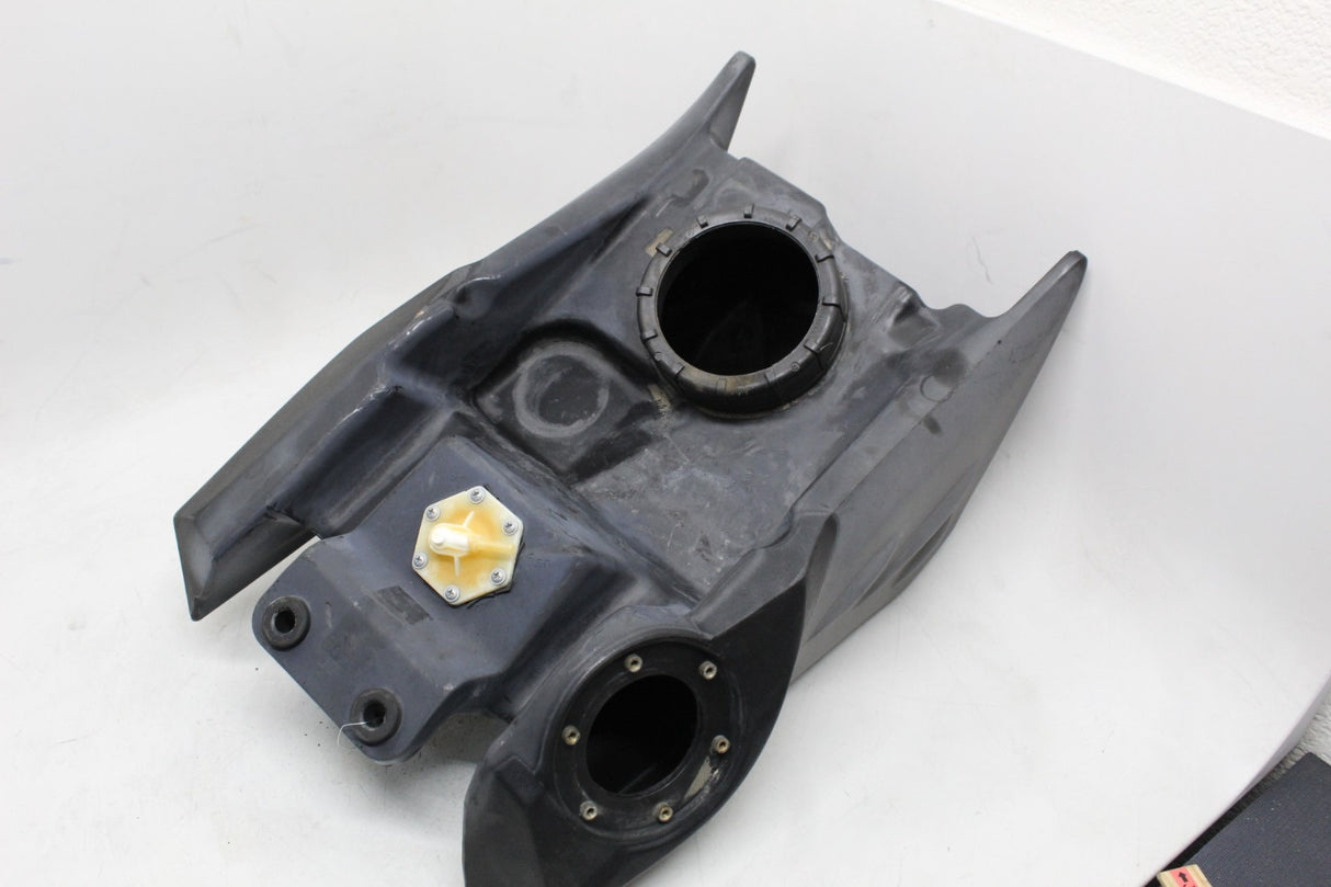 01-05 BMW F650CS OEM GAS TANK FUEL CELL PETROL RESERVOIR