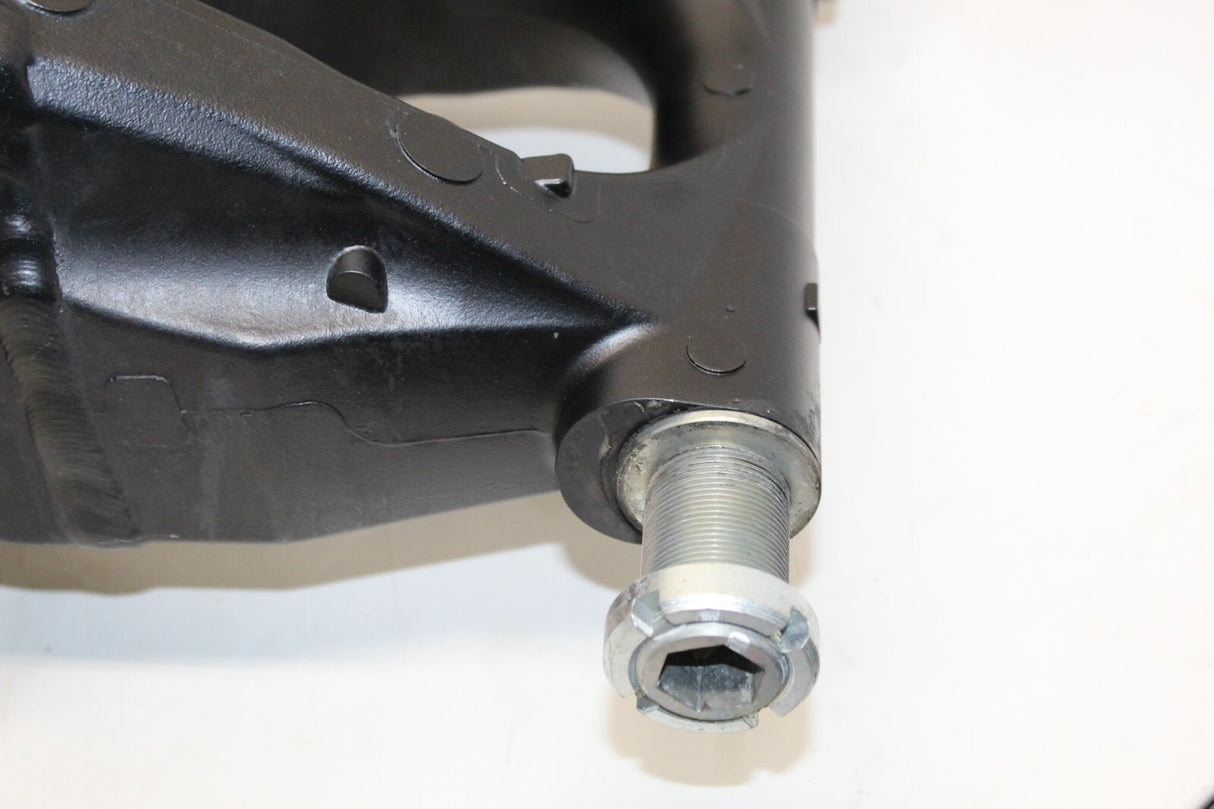 2009 Suzuki Gsxr1000 Rear Swingarm Back Suspension Swing Arm With Axle Bolt