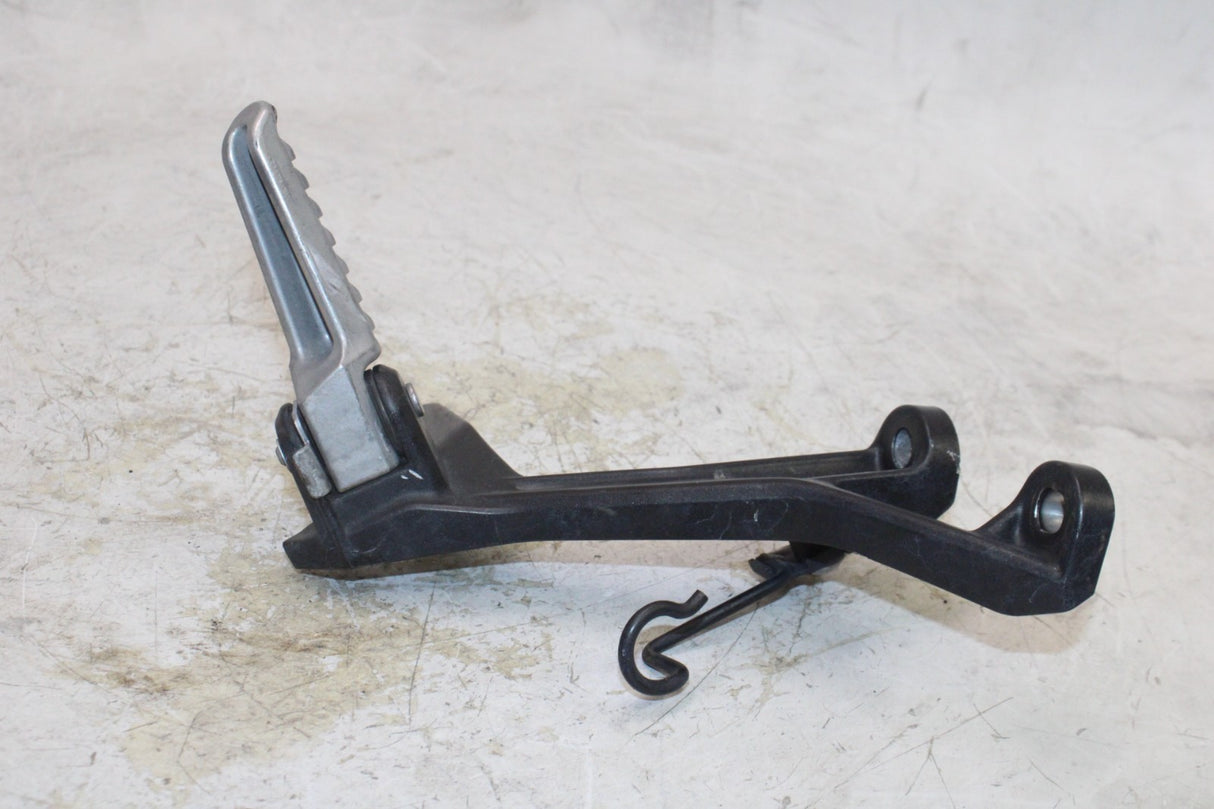 2018 KAWASAKI NINJA 400 OEM RIGHT REAR BACK PASSENGER PEG