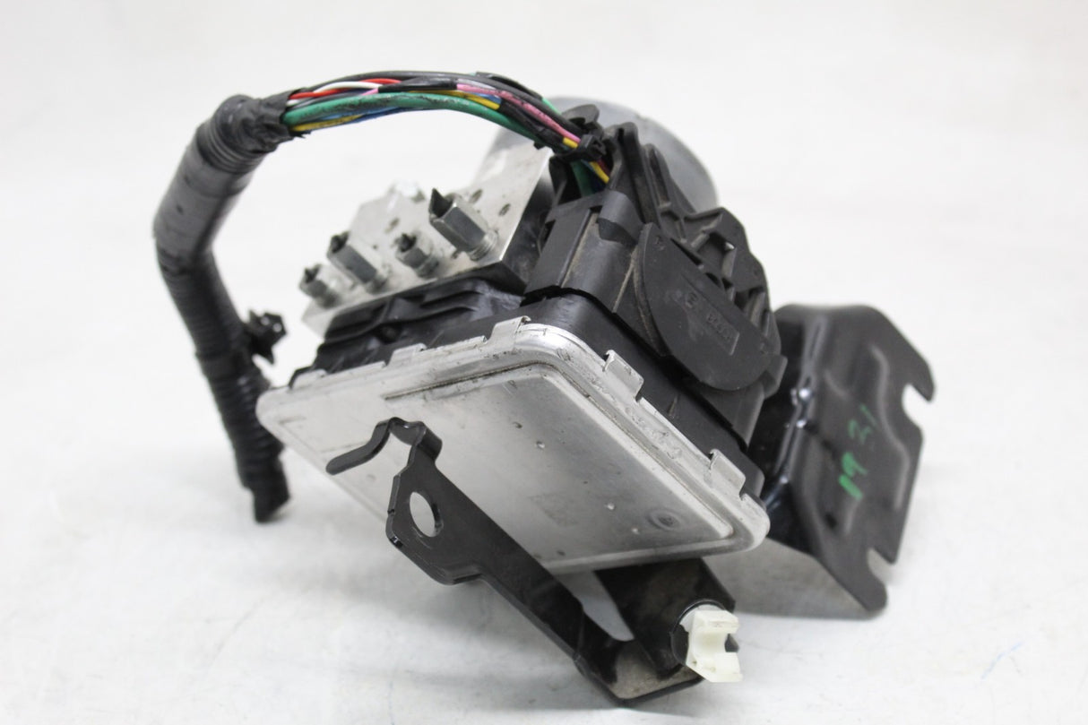 2019 Mazda CX-5 AWD ABS Anti-Lock Pump Control Module OEM KN0W 43 7A0 ESC A426G